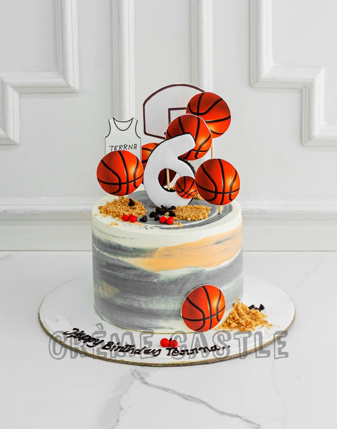 Basketball Minimal Cake