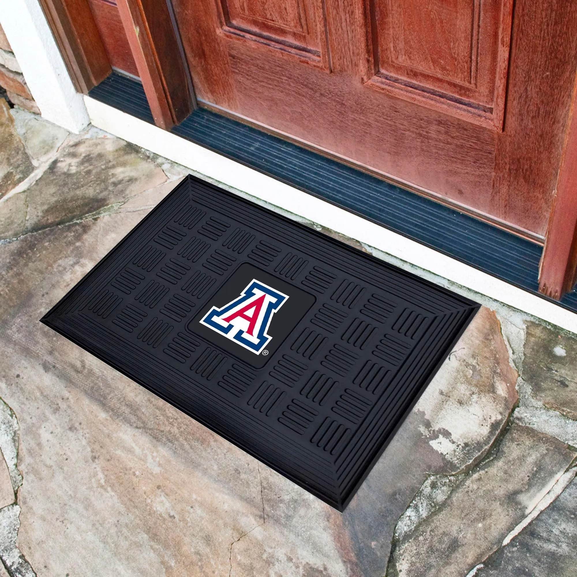 Fanmats Arizona Wildcats Heavy Duty Vinyl Medallion Door Mat - 19.5" x 31"