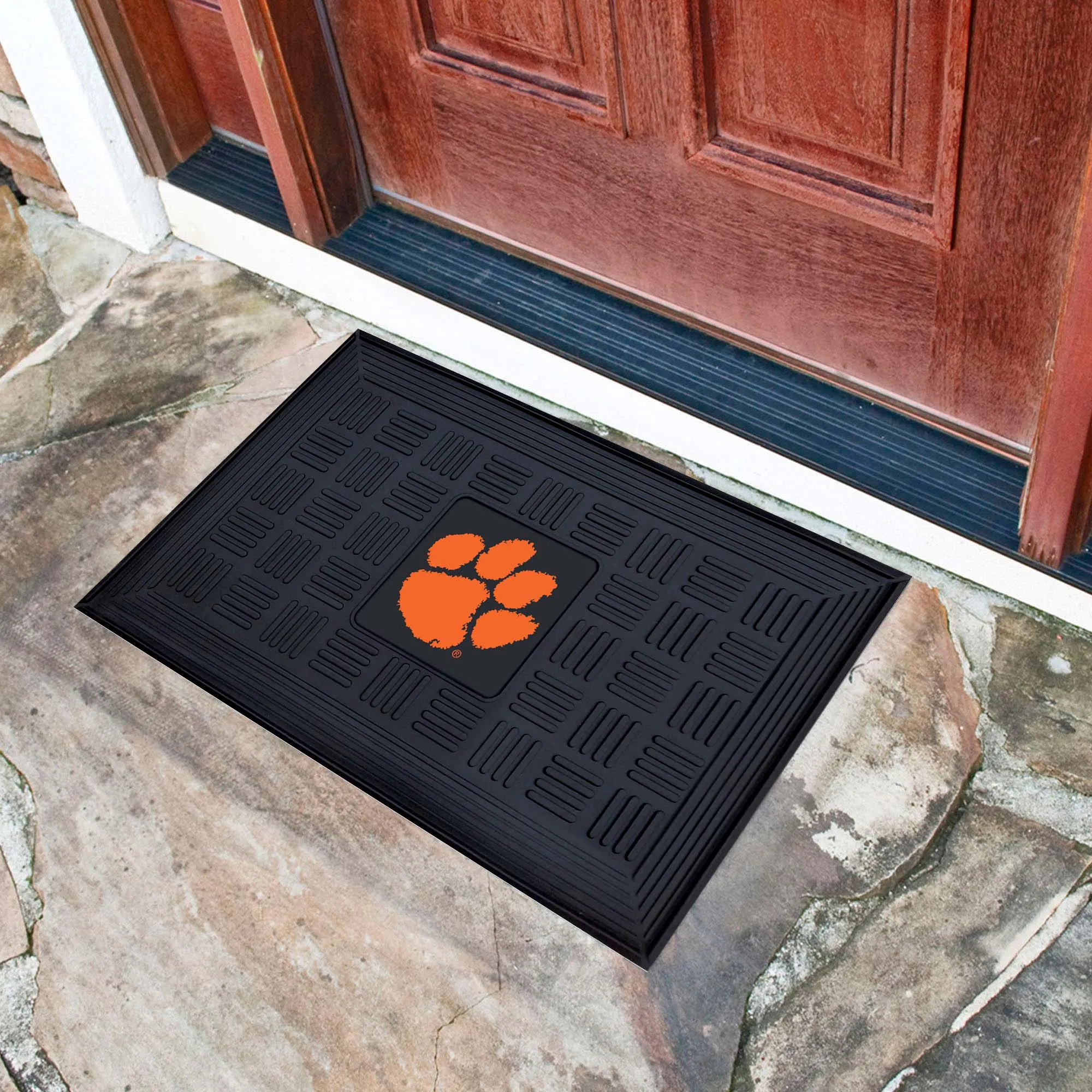 Fanmats Clemson Tigers Heavy Duty Vinyl Medallion Door Mat - 19.5" x 31"