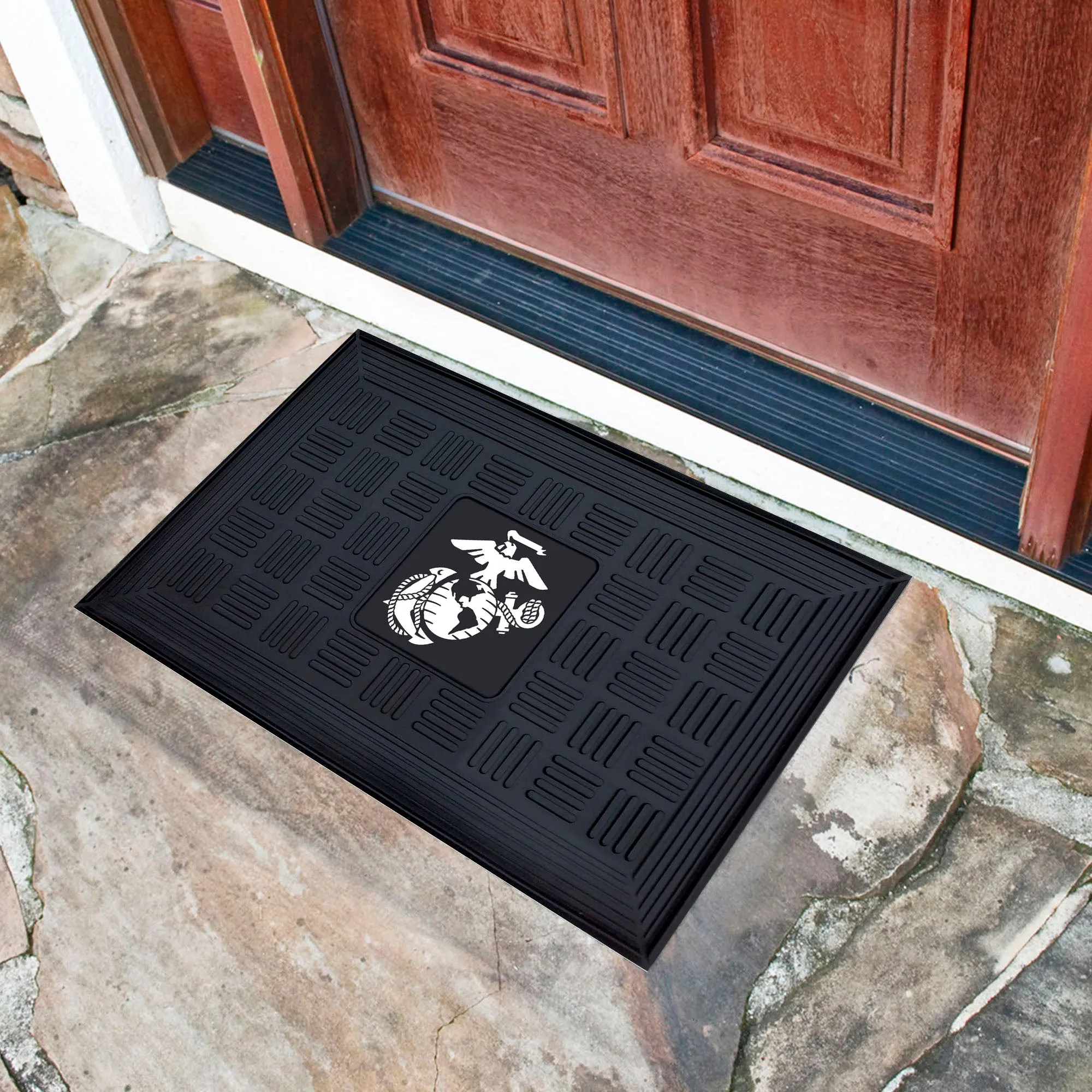 Fanmats U.S. Marines Heavy Duty Vinyl Medallion Door Mat - 19.5" x 31"