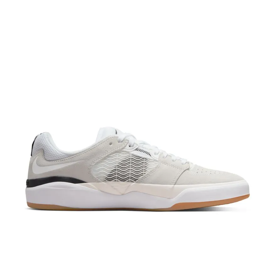 Ishod Wair Pro Skate Shoe (White/Black)