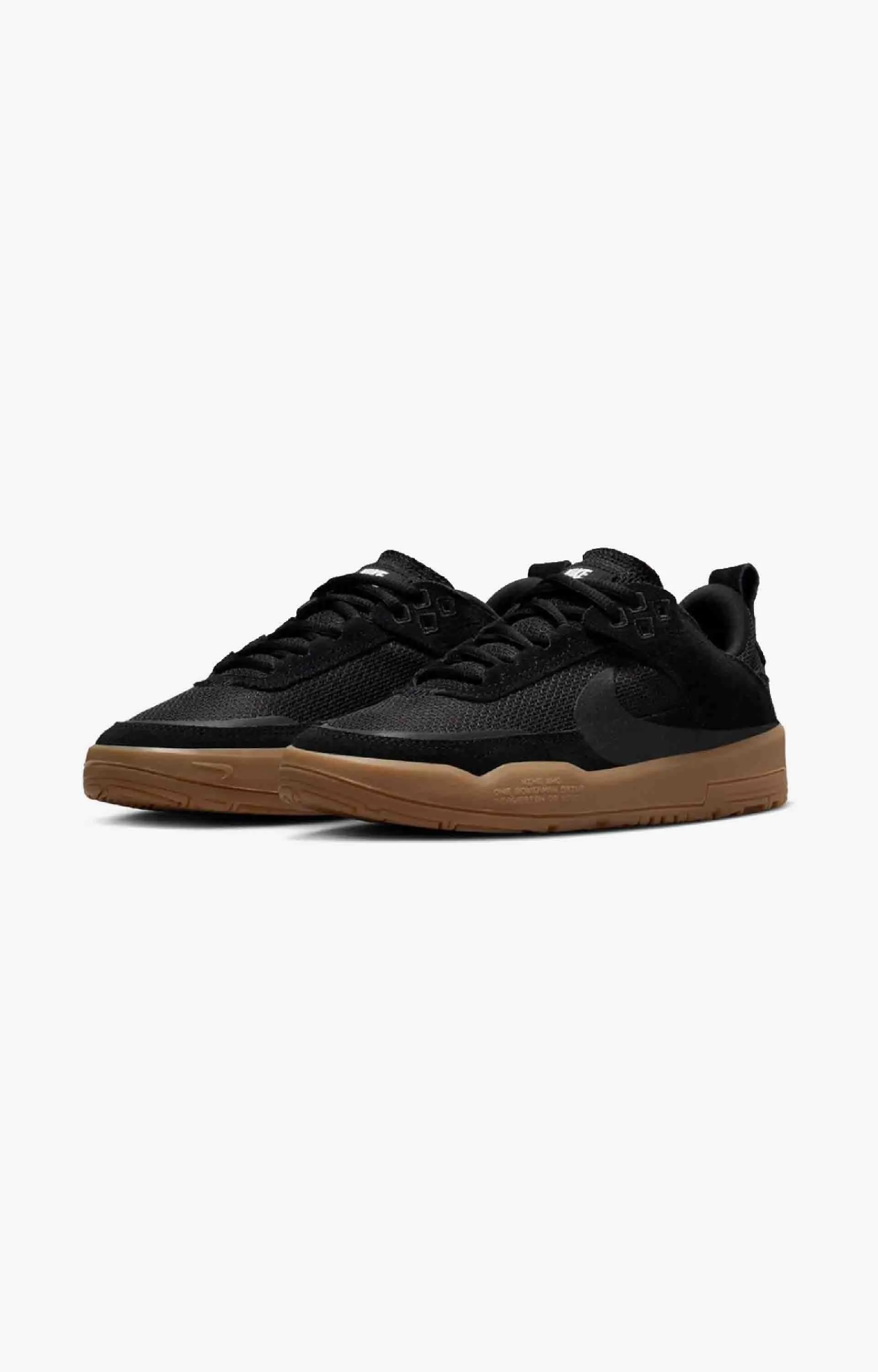 Nike SB Day One Youth Skate Shoe Black | Gum