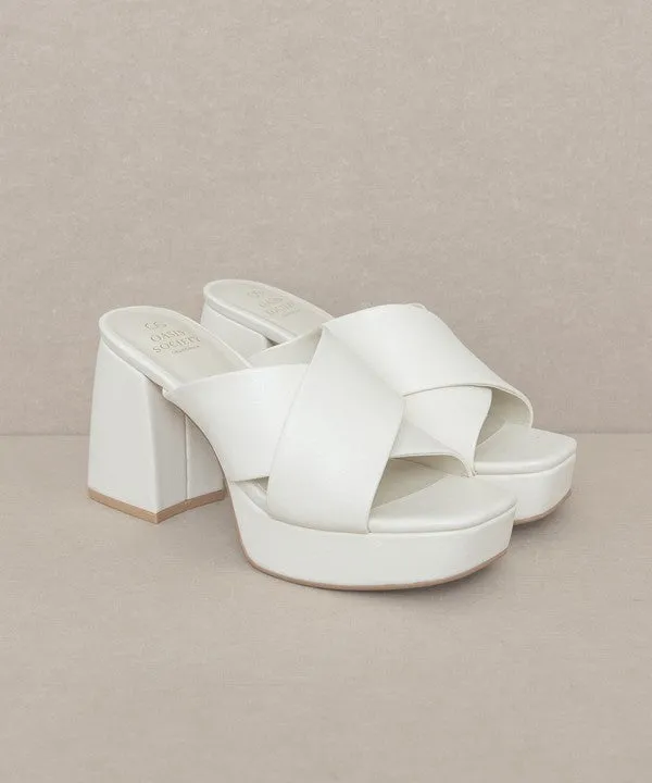 Oasis Society Carmen - Chunky Platform Mule Heel - Online Exclusive