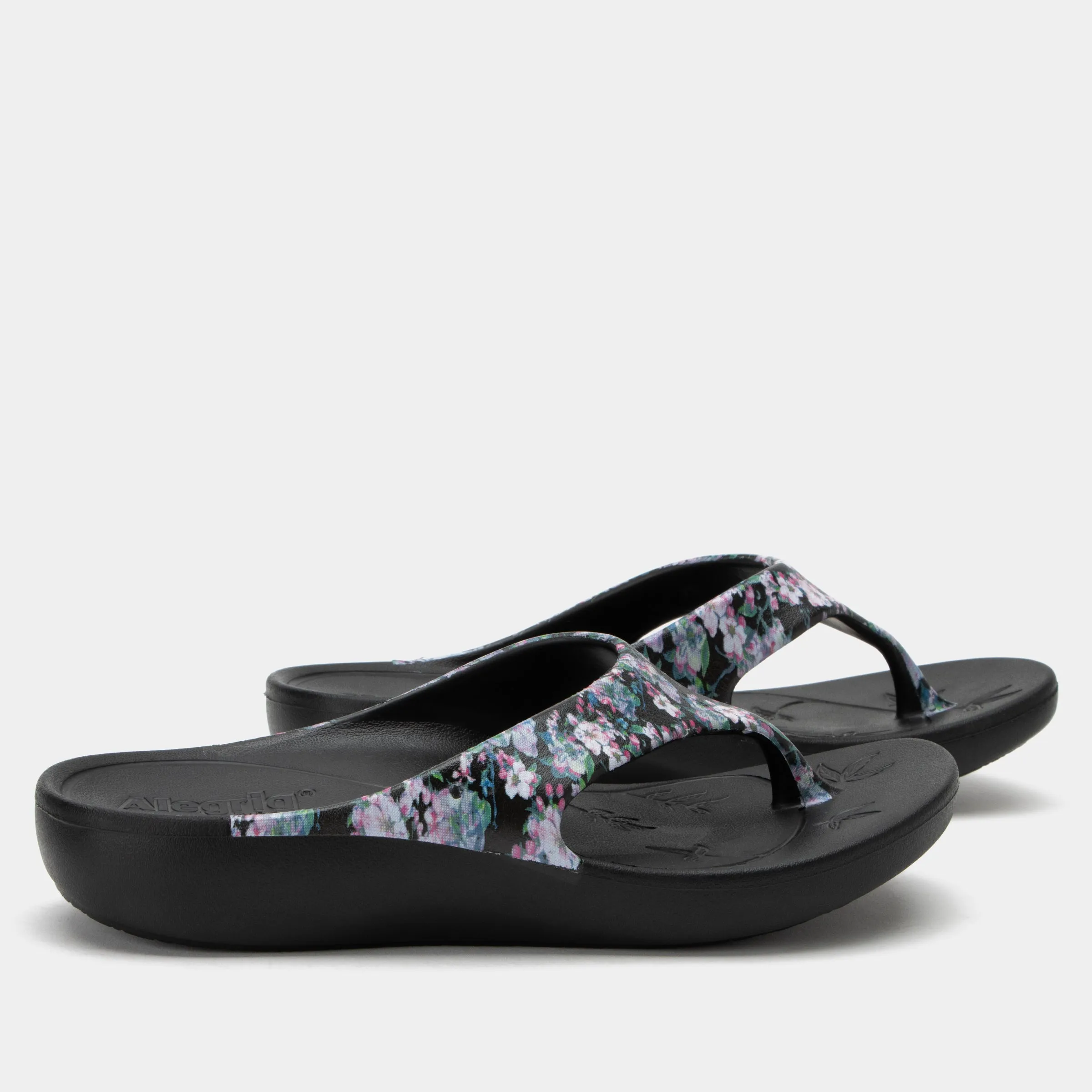 Ode Decorum Sandal