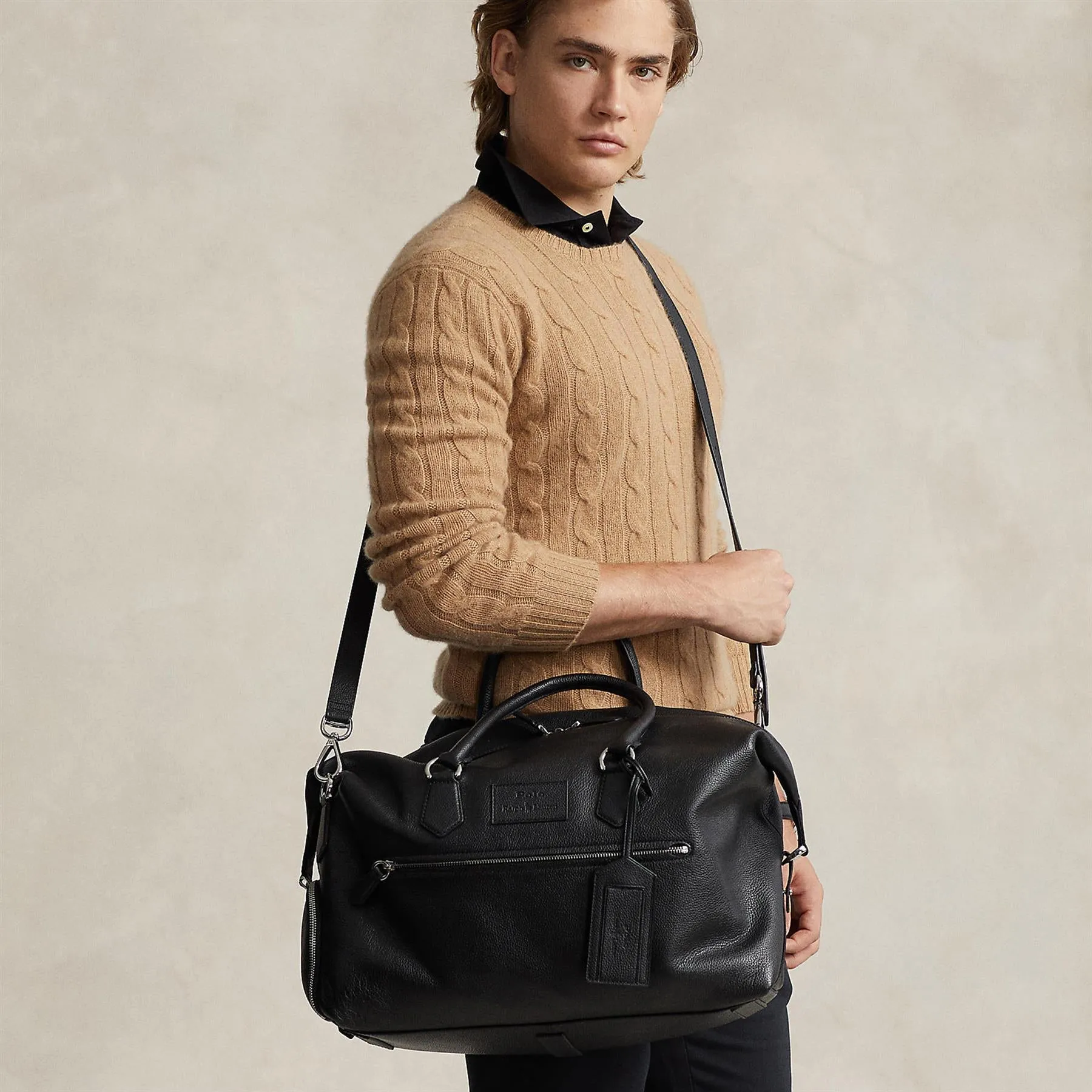 Pebble Leather Duffle Bag Black - SS24