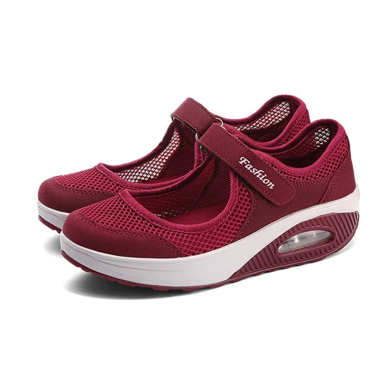 Summer Outdoor Lightweight Sneaker Slip-on Mesh Shoes