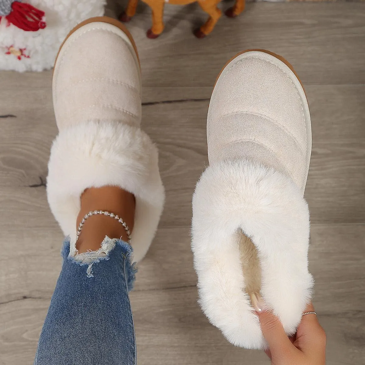 Winter Plush Slippers Home Thick-soled Warm Cotton Slippers Women Outdoor Garden Shoes