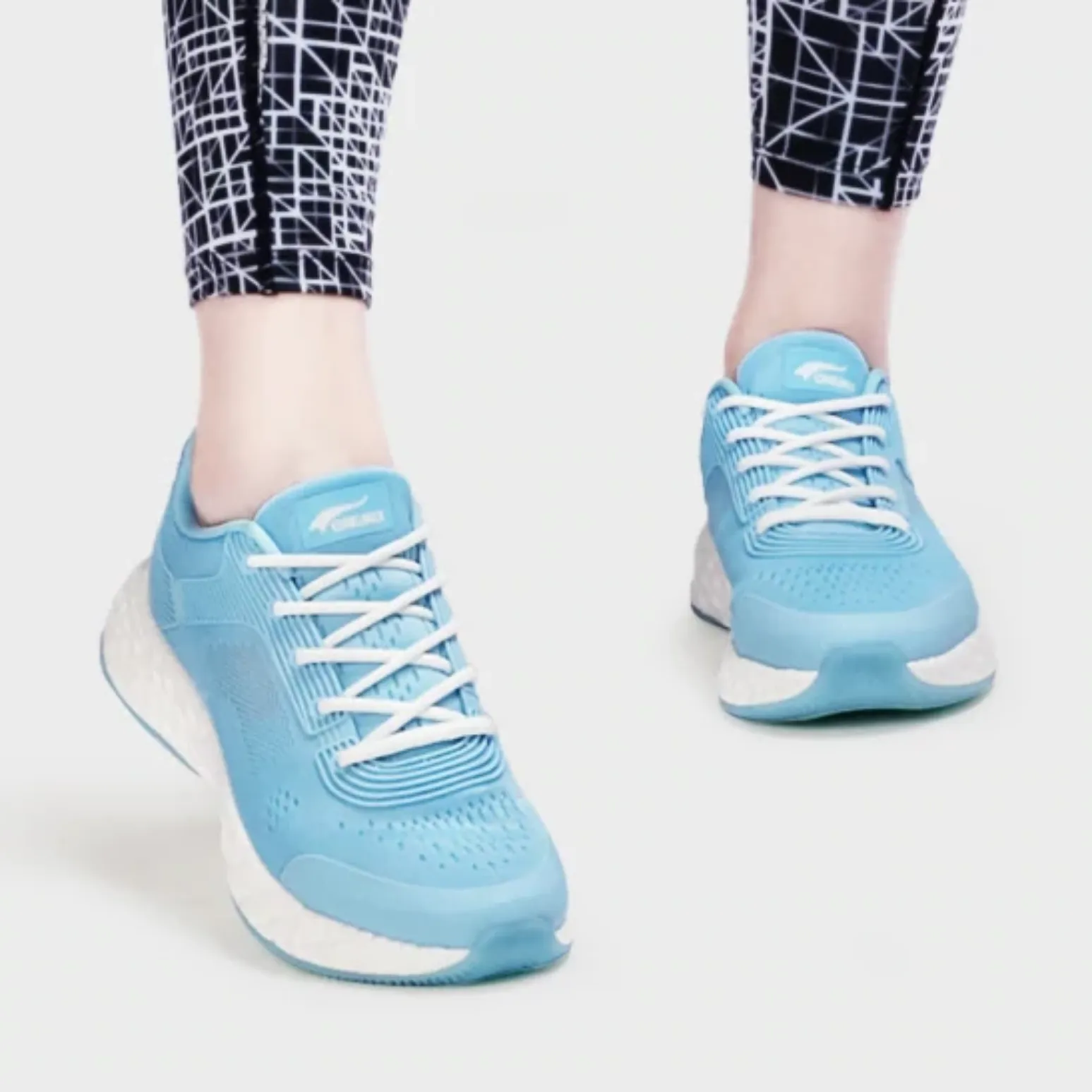 Women's Mesh Running Sneakers